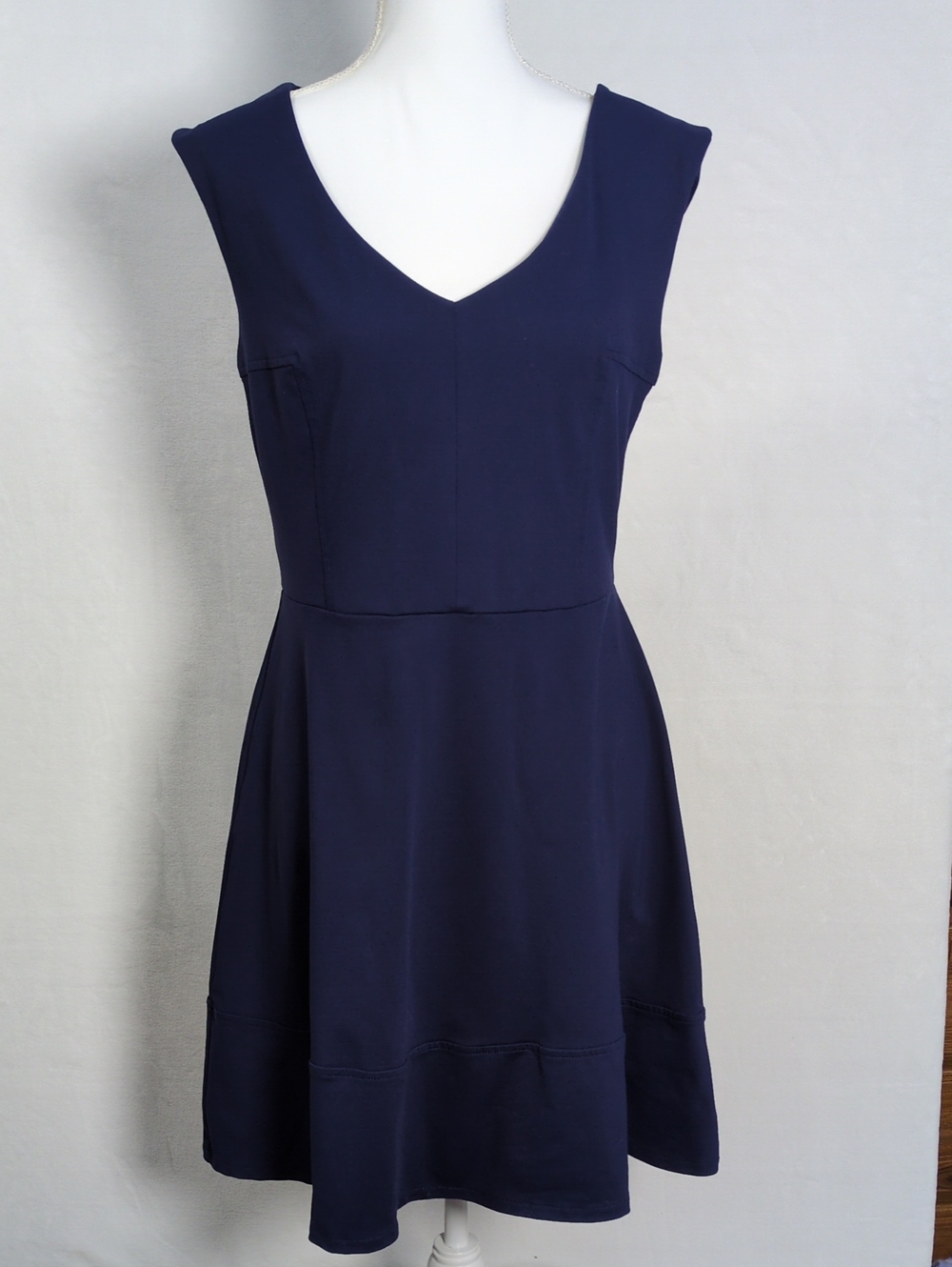 ​Cynthia Rowley Navy Blue V-Neck Fit & Flare Dress Large Preppy